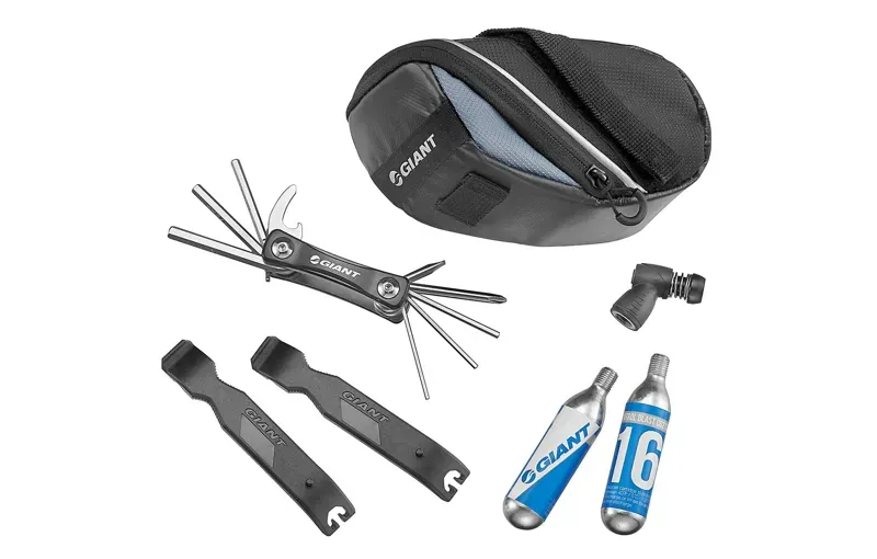 2020 Giant Quick Fix Combo Kit With CO2 Inflator in Black
