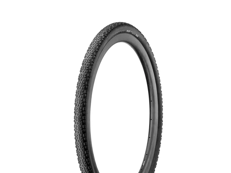 Giant Crosscut Grip 1 700x40c Tire in Black-1